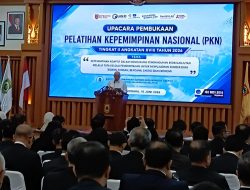 Birokrasi Harus Berubah! Gubernur Muhidin Tekankan Kepemimpinan Disiplin di PKN 2026