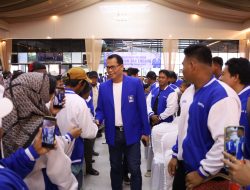 Bukan Sekadar Dukungan, 1.300 Relawan H. Endang Agustina Resmi Dikukuhkan di Tanah Laut